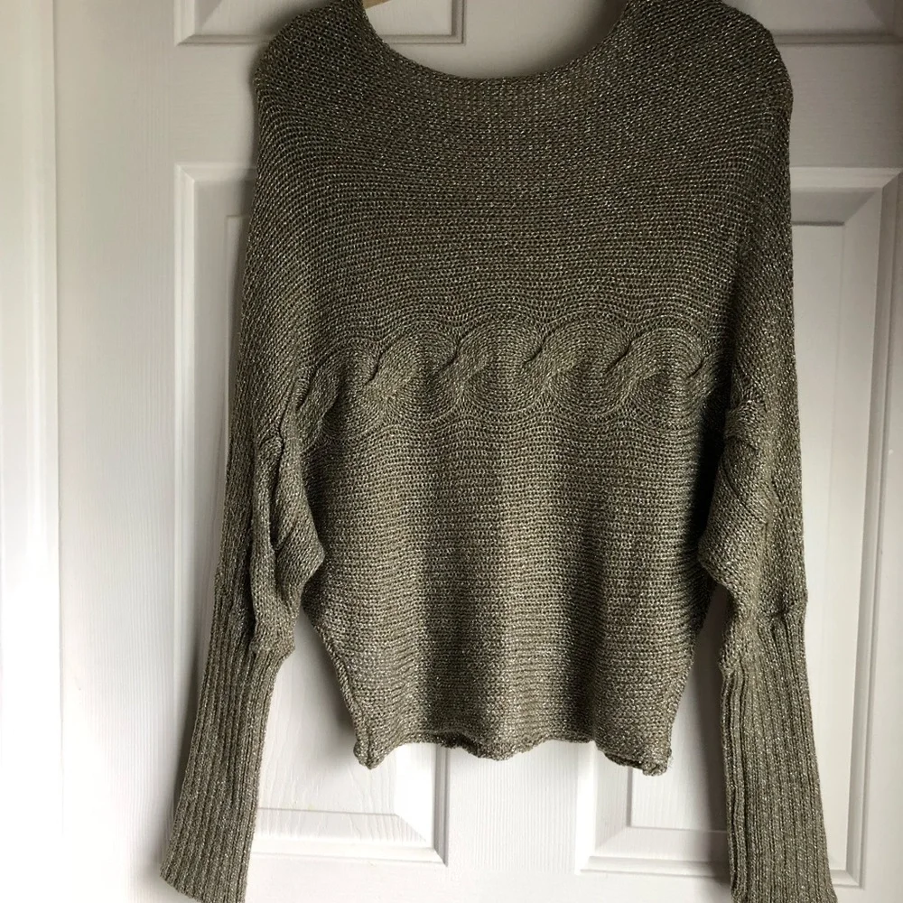 Cable Knit Sweater Metallic Gold Women’s Size: S/M - Picture 3 of 5